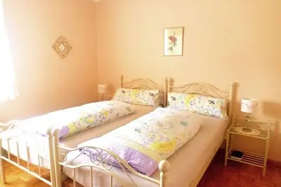 Image de Zweibettzimmer, Dusche, Wc, Nichtraucher - Gästehaus Schiefer