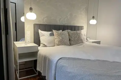 Elegant apartment facing the courtyard, parking, Market Square 700m