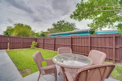 Image de Vero Beach Studio w/ Shared Patio ~ 3 Mi to Beach!