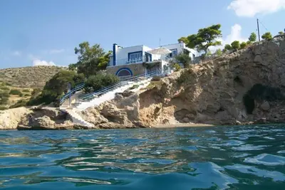 Image de Villa Nikolitsa with privet beach