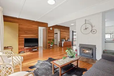 Image de Jacaranda Cottage at the Beach