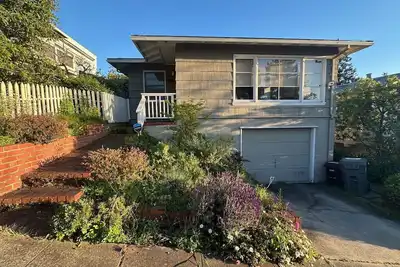 Image de Charming/Cozy, Full Furnished, Upper Rockridge Home, Bay views - Summer 2024