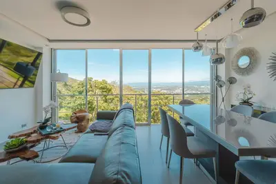 Image de Urban Style Wi-Fi and Supreme Views