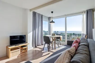 Image de Appartement avec belle vue mer à 1km du centre