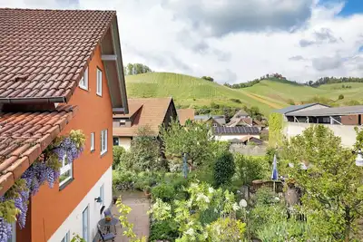 Image de Appartement \"Haus Latt\" avec vue sur les montagnes, terrasse privée et Wi-Fi