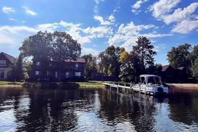 Image de Gull Lake 4-Plex, Sleep up to 18