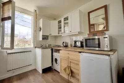 Image de Charmante Petite Maison Située sur une île des Bords de Marne à 15 mn de Paris