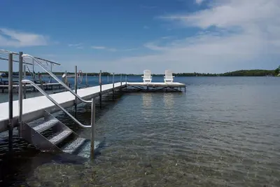 Image de Southshore Lakehouse on Gun Lake -Like New Home on Goldcoast of Gun Lake
