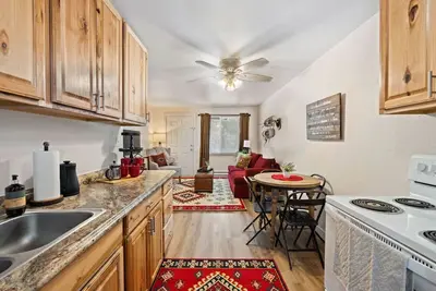 Image de Charming Apt Near Dt Columbia Falls w/ Pickleball