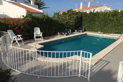 Image de Casa Individual de Tres Habitaciones, con Piscina Privada