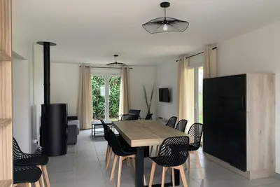 Image de Gîte neuf, à 12mn du Futuroscope, à la campagne. \"Trèfle\"