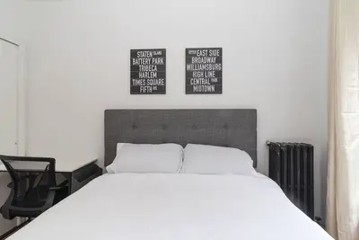 Image de Furnished small 2br in the Ues  No Lr