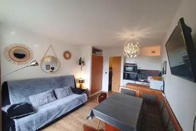 Image de À 100m des pistes de ski, 2ème étage, vue vallée, balcon, télévision, casier à ski, 21m², Les Orres