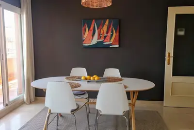 Image de Apartment with jacuzzi and private terrace! Close to beaches and city center.