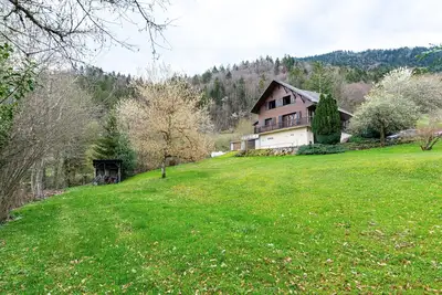 Image de Chalet des Ormes - Maison pour 12, vue montage