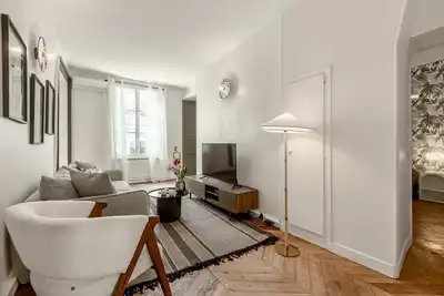 Image de Sweett | Opera 32 - Trois Chambres Appartement, Couchages 6