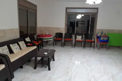 executive one bedroom apartment with leaving room