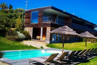 Image de T3 moderne dans résidence boutique de 7 apts uniquement avec piscine