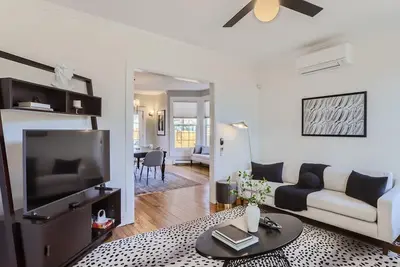 Image de W 44th Retreat • Walkable Home in LoHi/Highlands