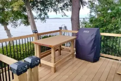Image de Lakeside Cottage Getaway South Shore Lake Scugog\n\n