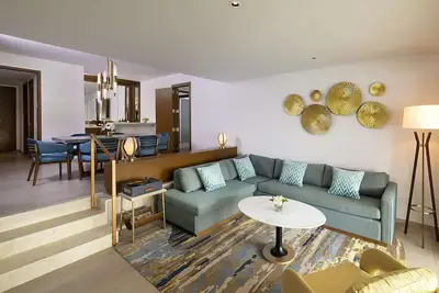 Image de Spacious Suites & Hydro Spa: Caribbean Family Adventure! | 2 Units