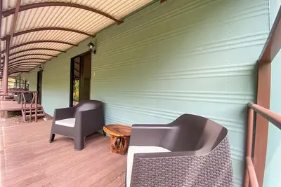 Image de Selva Negra Loft: surrounded by mountains, rivers, lakes, and lush wildlife.