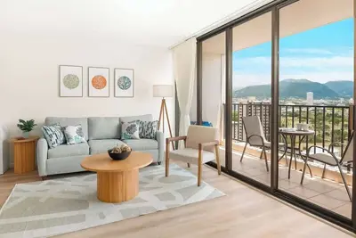 Image de Tropical condo near Waikiki beach w/ lanai