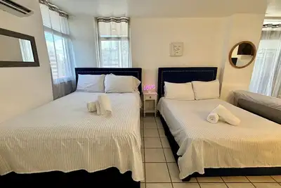 Downtown Condado Tropical Studio