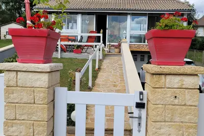 Image de Maison de vacances 'Séjours Chambres D'hôtes Corrèze' avec terrasse partagée, jardin et Wi-Fi