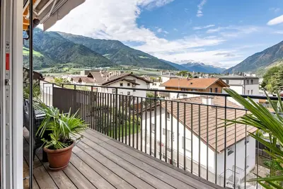 Image de Appartement \"Penthouse - Venosta\" avec vue sur les montagnes, balcon et Wi-Fi