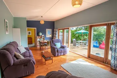Image de Poharadise - classic family bach near the beach, pet friendly