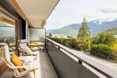 Image de Sunny mountain apartment Aiglon A0 by Interhome