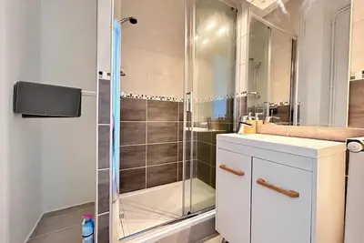 Image de Studio confortable et lumineux proche des hôpitaux