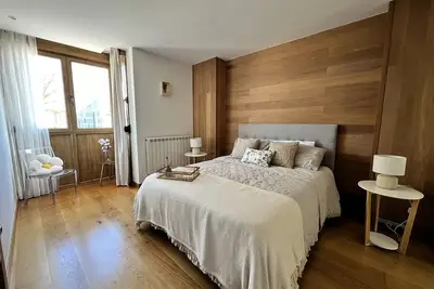 Image de Casa en Vitoria-gasteiz Cerca del Centro de la Ciudad, Amplia y Acogedora