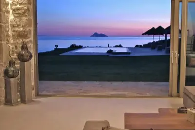 Image de Villa Komos en bord de mer