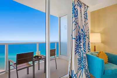 Image de Luxury Studio w/ Balcony Ocean View, Amazing Pool