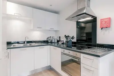Image de 32 Capitol Square -2 bedroom apartment