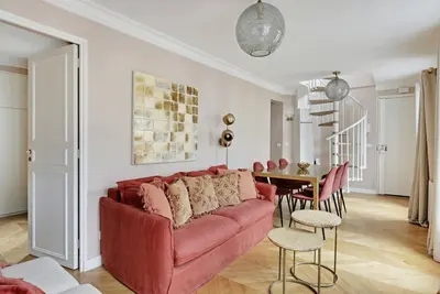 Image de un Splendide  4-Ch/4SdB Duplex avec Terrasse à St Lazare-Opera