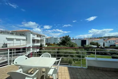 Image de Appartement lumineux et spacieux avec terrasses et ascenseur en centre-ville de Royan