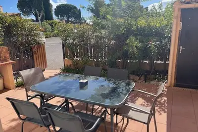 Image de Appartement climatisé avec piscine proche plage, commerces et golf - 6 pers
