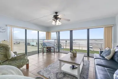 Image de ☀️Oceanfront Balcony-Pool-Ocean Reef Villa 110☀️