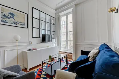Image de Élégant 2 Pièces au Coeur du Marais: Confort Moderne Dans un Quartier Historique