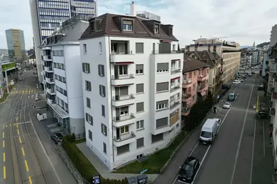 Image de Downtown Dream: 3. 5br with Balcony and Style Ba31