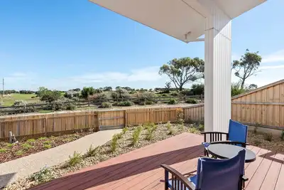 Image de Coastal Sunny Retreat