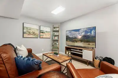 Image de Beautiful Old Town Apartment with Hot Tub & Bikes