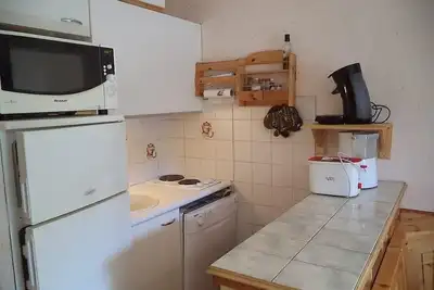 Image de 40m des commerces, 3ème étage, vue montagne, balcon, télévision, casier à ski, 28m², Les Orres