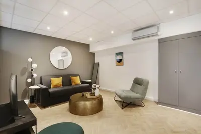 Image de Beautiful apartment 4p/1br Champs Elysées