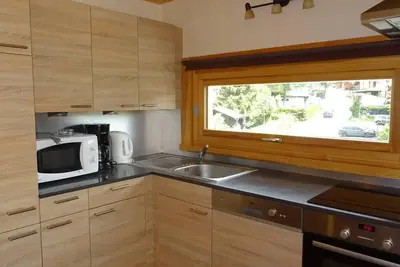 Image de Wifi, à 350m des remontées, 2ème étage, vue village, balcon, parking, casier à ski, 60m², Les Gets