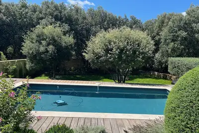 Image de Villa 150 M2 8 Personnes Piscine Calme Jardin Arboré Proche Uzès & Pont du Gard