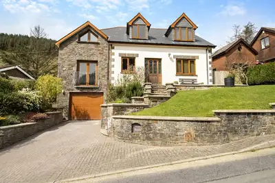 Image de 5 chambres Ă coucher Ă llanafan/Aberystwyth